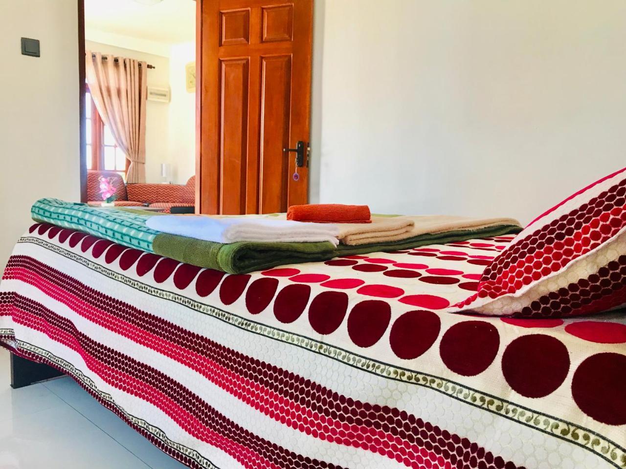 Loversleap Bungalow نوفارا إيلِيا المظهر الخارجي الصورة