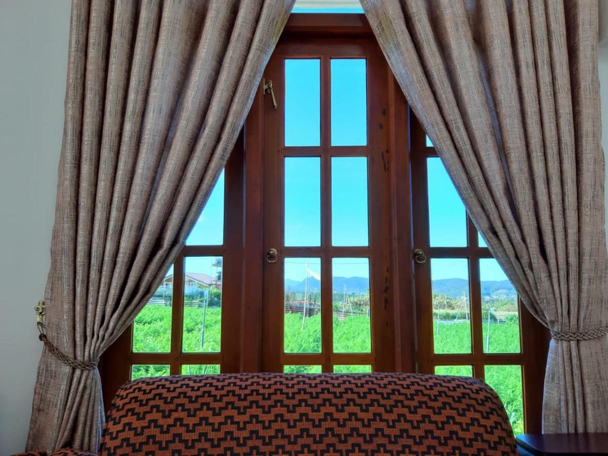 Loversleap Bungalow نوفارا إيلِيا المظهر الخارجي الصورة